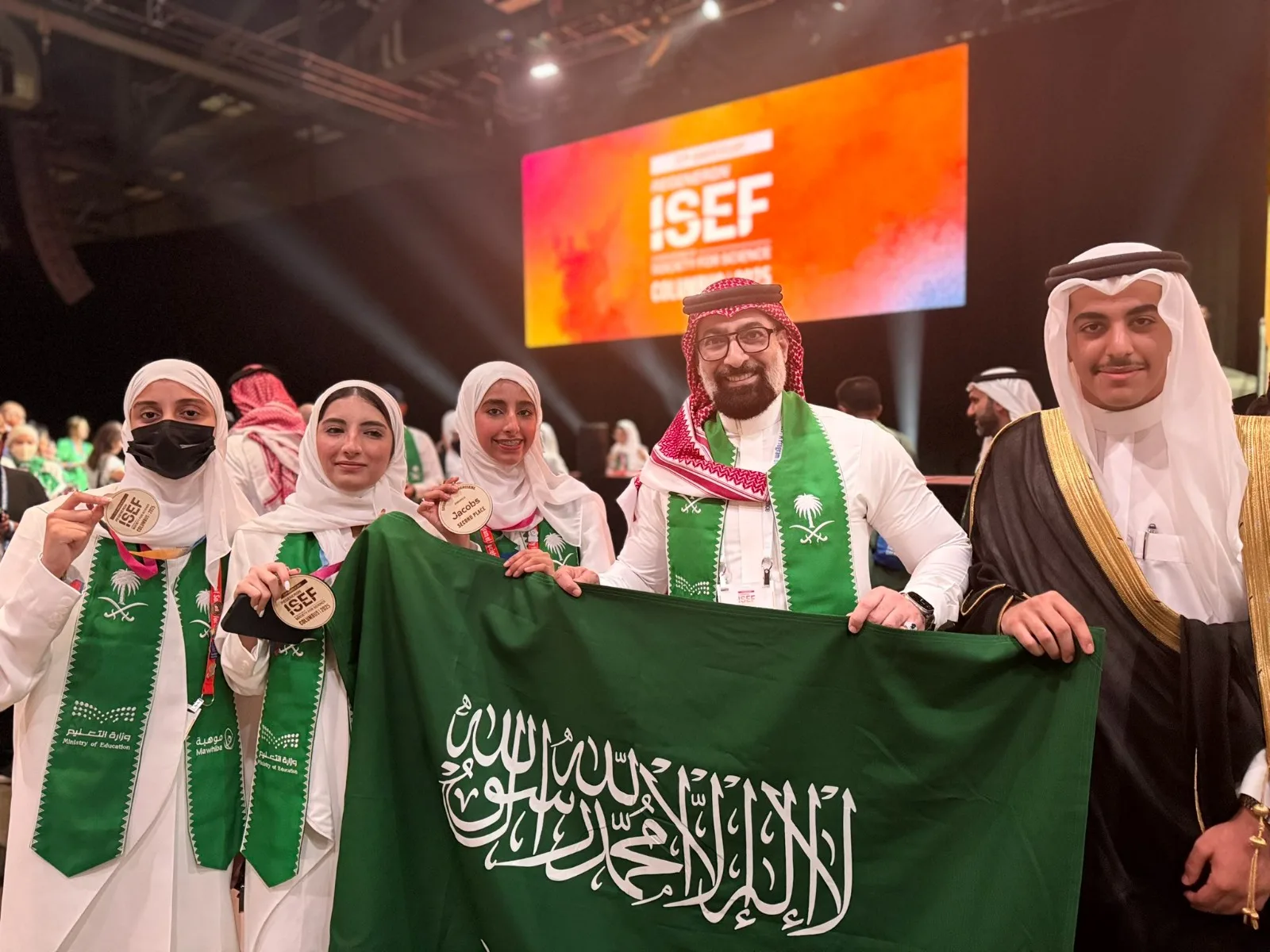 طلاب السعودية يحققون 23 جائزة رفيعة في آيسف 2025 طلاب السعودية يحققون 23 جائزة رفيعة في آيسف 2025
