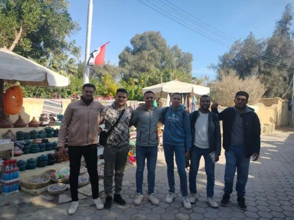 طلاب قسم الإعلام بجامعة الأزهر يطلقون مشروع تخرج حول “قرية تونس” وفن صناعة الفخار طلاب قسم الإعلام بجامعة الأزهر يطلقون مشروع تخرج حول “قرية تونس” وفن صناعة الفخار