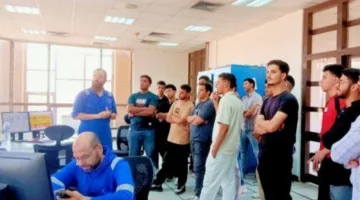 طلاب قسم علوم البترول في حلوان يجري زيارة ميدانية إلى حقول شركة خالدة.