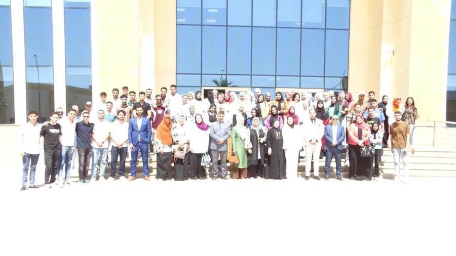 طلاب من كلية الفضاء والملاحة في بني سويف يشاركون في ورشة تعريفية بمعهد الاتصالات