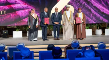 طلعت مصطفى يبرم اتفاقاً مع وزارة الإسكان في سلطنة عمان لتطوير مشروعين عقاري وسياحي باستثمارات قدرها 1.5 مليار ريال عماني.