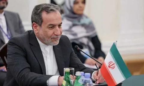 طهران تؤكد عدم معارضتها للاستثمار الأمريكي في إيران طهران تؤكد عدم معارضتها للاستثمار الأمريكي في إيران