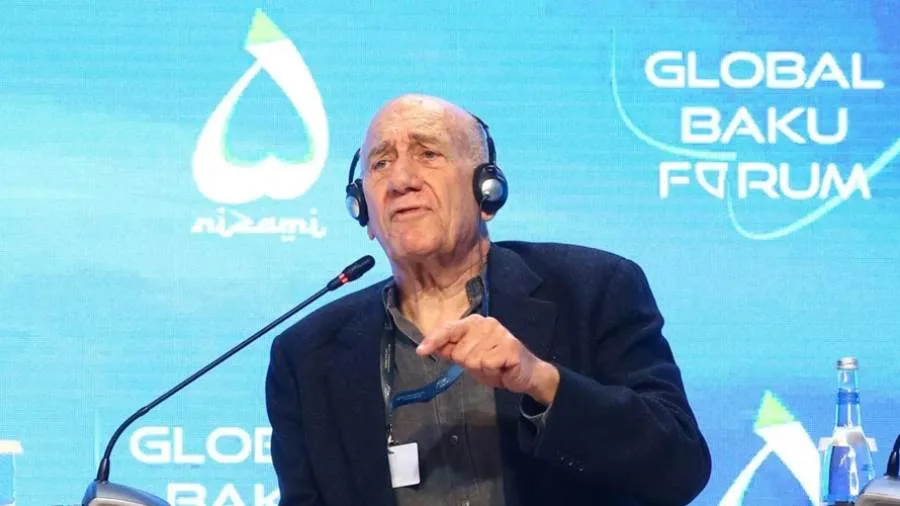 عاجل.. أولمرت: الإجراءات الإسرائيلية في غزة تقترب من اعتبارها “جريمة حرب” عاجل.. أولمرت: الإجراءات الإسرائيلية في غزة تقترب من اعتبارها “جريمة حرب”