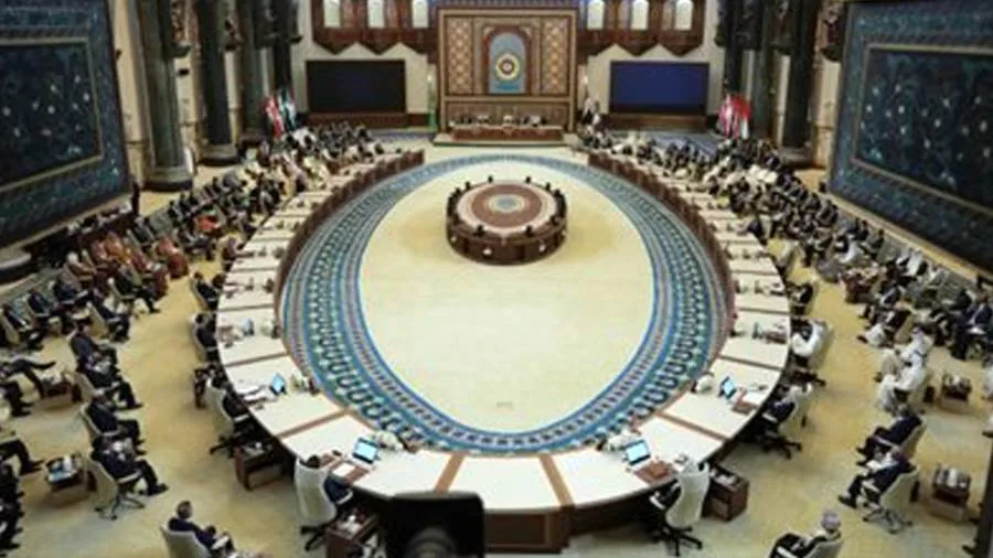 عاجل: اجتماع تنسيقي بين الاتحاد الأفريقي والجامعة العربية والأمم المتحدة في إطار القمة العربية. عاجل: اجتماع تنسيقي بين الاتحاد الأفريقي والجامعة العربية والأمم المتحدة في إطار القمة العربية.