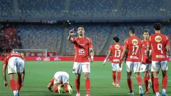 عاجل.. الأهلى يفاوض 3 مدافعين.. واتجاه لإعادة عابدين