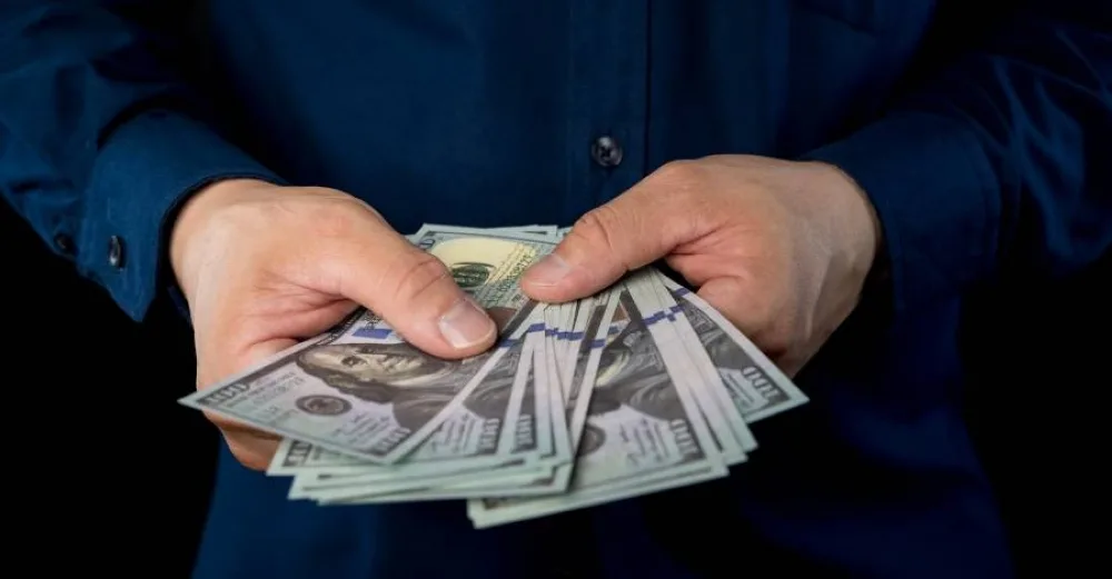 عاجل الصينيون ينفقون 24.9 مليار دولار في عطلة عيد العمال