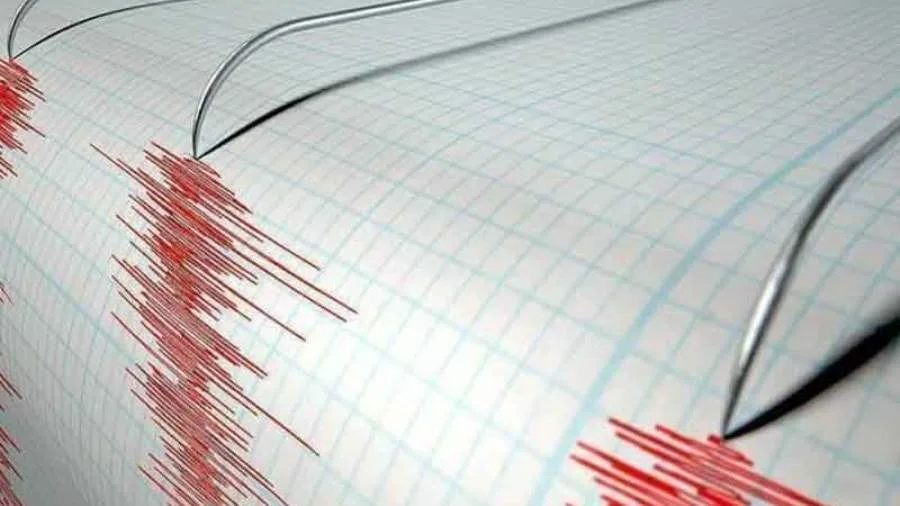 عاجل.. الكويت تُسجل زلزالًا بقوة 5 درجات في جنوب غرب إيران عاجل.. الكويت تُسجل زلزالًا بقوة 5 درجات في جنوب غرب إيران