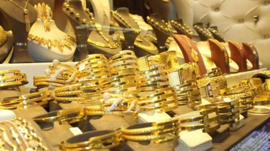 عاجل | تراجع سعر الذهب بمقدار 440 جنيهًا في منتصف جلسة التداول اليوم عاجل | تراجع سعر الذهب بمقدار 440 جنيهًا في منتصف جلسة التداول اليوم