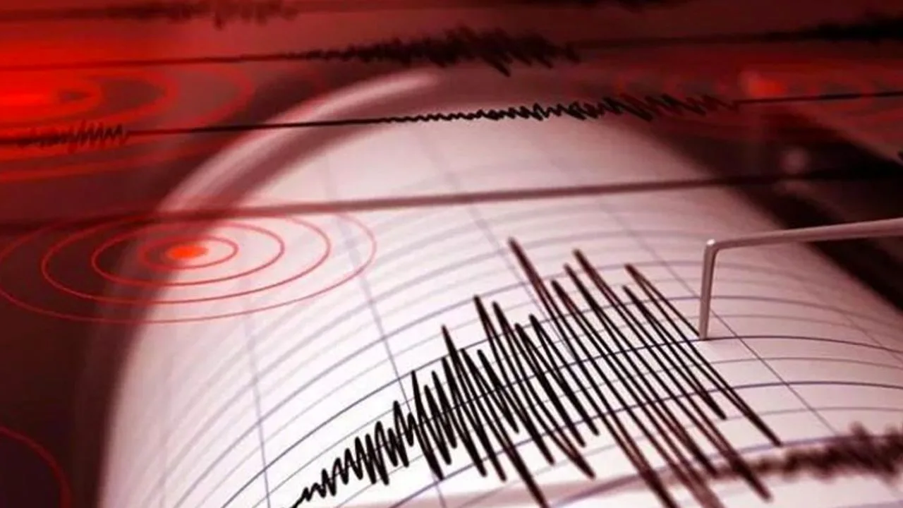 عاجل: زلزال بقوة 3.8 درجة يؤثر على سواحل سيليفري في إسطنبول ويثير قلق المواطنين. عاجل: زلزال بقوة 3.8 درجة يؤثر على سواحل سيليفري في إسطنبول ويثير قلق المواطنين.