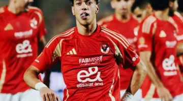 مستقبل مشاركة إمام عاشور في مباراة الأهلي وفاركو بعد إصابته بوعكة صحية