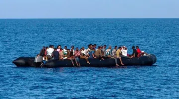عاجل.. فرنسا تُبلغ عن وفاة مهاجر وإنقاذ أكثر من 60 شخصاً في بحر المانش