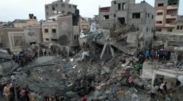 عاجل.. مقتل 41 فلسطينياً وإصابة آخرين جراء غارات طائرات الاحتلال في مناطق متفرقة من قطاع غزة