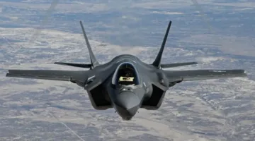 عاجل.. “ناشيونال إنترست”: الحوثيون اقتربوا من إسقاط طائرة أمريكية من طراز “F-35” الشبح.