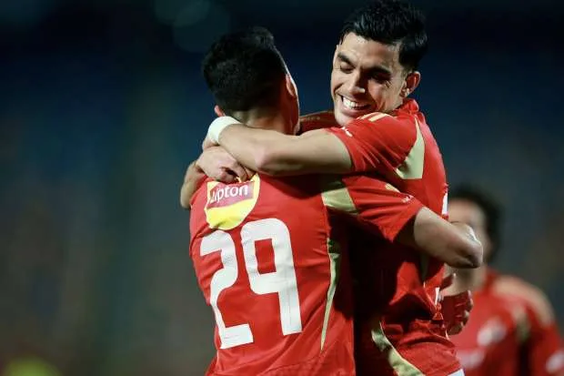 عاجل| نجاة الأهلي من مقصلة فيفا.. شكوى بيراميدز وقرار الزمالك مع بيسيرو