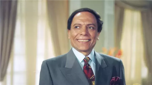 عادل إمام: “كلما اختفى، ازداد تأثيره” عادل إمام: “كلما اختفى، ازداد تأثيره”