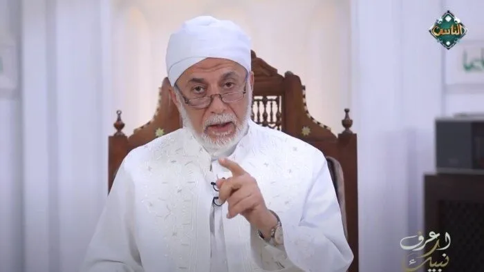 «عالم أزهري يكشف تفاصيل جديدة حول وفاة النبي محمد ﷺ» «عالم أزهري يكشف تفاصيل جديدة حول وفاة النبي محمد ﷺ»