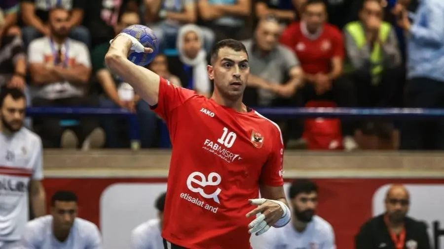 عبد الرحمن فيصل: كأس الكؤوس هدية لجماهير الأهلي عبد الرحمن فيصل: كأس الكؤوس هدية لجماهير الأهلي
