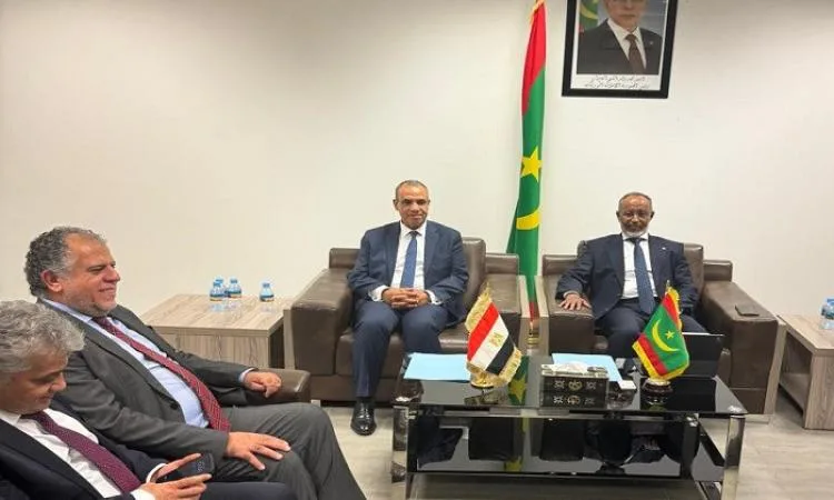 عبد العاطي يستعرض خيارات التعاون مع وزيري الصحة والتجارة والسياحة في موريتانيا عبد العاطي يستعرض خيارات التعاون مع وزيري الصحة والتجارة والسياحة في موريتانيا
