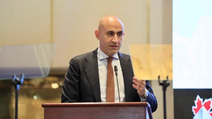 «عبد اللطيف» يشارك في مؤتمر عن تحسين التعليم الفني في مصر «عبد اللطيف» يشارك في مؤتمر عن تحسين التعليم الفني في مصر