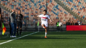 عبد الواحد السيد: طلبت بيع زيزو قبل انطلاق الموسم وكشف سبب عدم قبول إدارة الزمالك.
