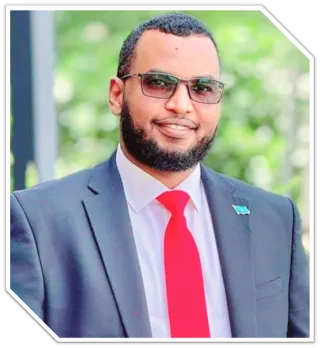 عبدالقادر علي المعلمي: المعارضة الصومالية ما بين الضجة الإعلامية وانعدام الرؤية الاستراتيجية عبدالقادر علي المعلمي: المعارضة الصومالية ما بين الضجة الإعلامية وانعدام الرؤية الاستراتيجية
