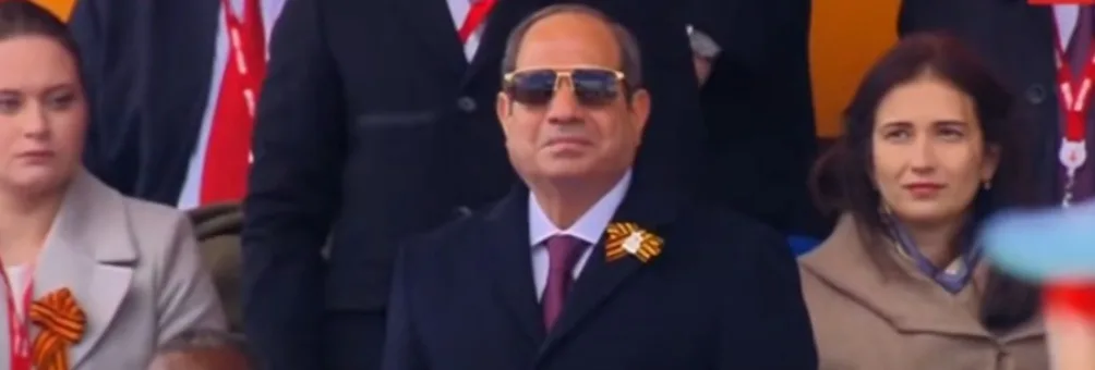 عرض عسكري مصري أمام السيسي وبوتين في احتفالات الذكرى الثمانين لعيد النصر بموسكو | صور