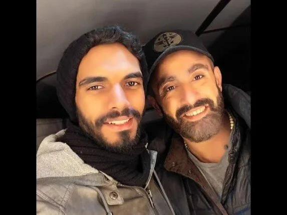 «عشت بمنزله 3 شهور».. عمر شرقي يكشف مواقف إنسانية جمعته بأحمد السقا