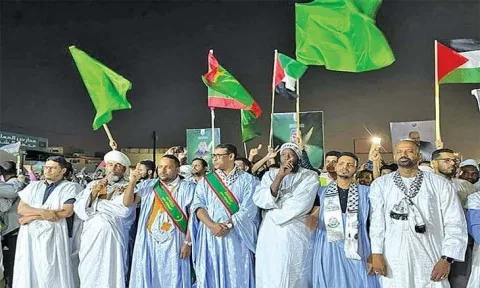 مئات الآلاف من الموريتانيين يشاركون في مسيرة احتجاجية ضد الإبادة في غزة مئات الآلاف من الموريتانيين يشاركون في مسيرة احتجاجية ضد الإبادة في غزة