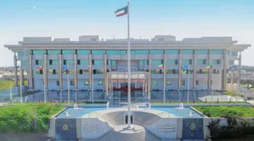 عضو عسكري متقاعد يُسجن 7 سنوات في الكويت بسبب تزوير الجنسية الكويتية لشخص متوفي.