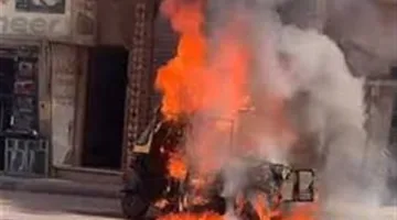 عقب حدوث ماس كهربائي.. حريق يلتهم توك توك في سوهاج