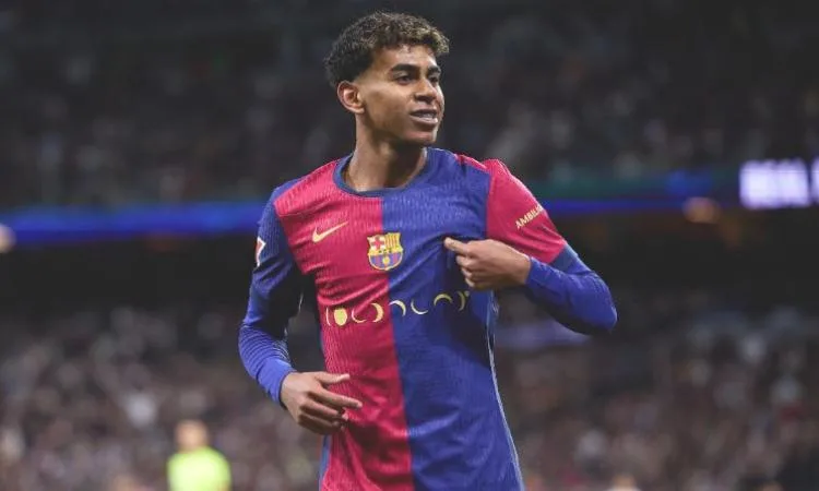 عقد لامين يامال الجديد مع برشلونة يُعتبر ‘حالة فريدة’ بسبب صغر سنه عقد لامين يامال الجديد مع برشلونة يُعتبر ‘حالة فريدة’ بسبب صغر سنه