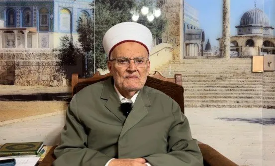 عكرمة صبري: الجماعات اليهودية المتطرفة انتهكت ونجست المسجد الأقصى عكرمة صبري: الجماعات اليهودية المتطرفة انتهكت ونجست المسجد الأقصى