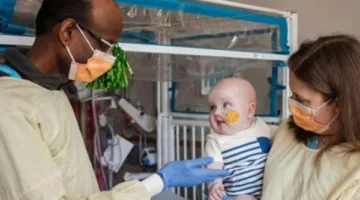 علاج جيني مخصص ينجح في إنقاذ حياة رضيع مصاب بمرض وراثي قاتل في إنجاز طبي غير مسبوق