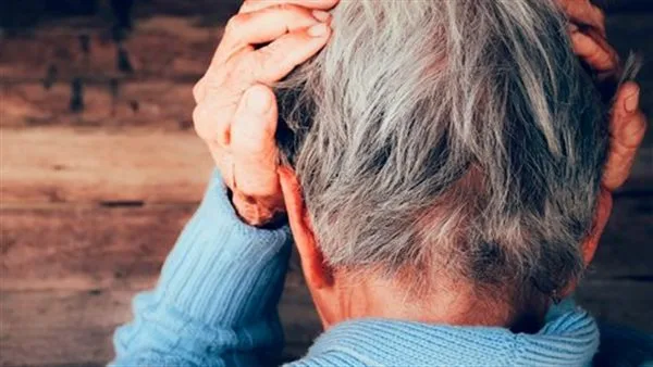 علامات إنذار للخرف في بداياته علامات إنذار للخرف في بداياته