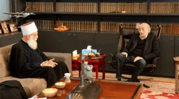 على طاولة جنبلاط وشيخ العقل.. لبنان وسوريا حاضرتان!