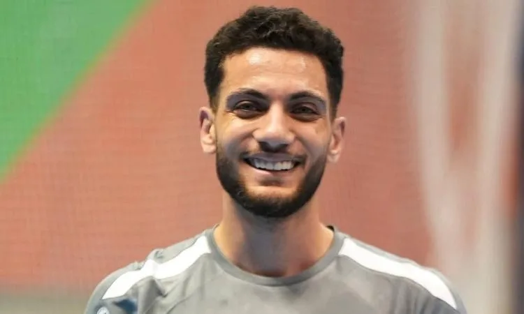 عمر سامي يتألق كأفضل لاعب في مباراة الأهلي وفانز بكأس الكؤوس الإفريقية لكرة اليد عمر سامي يتألق كأفضل لاعب في مباراة الأهلي وفانز بكأس الكؤوس الإفريقية لكرة اليد