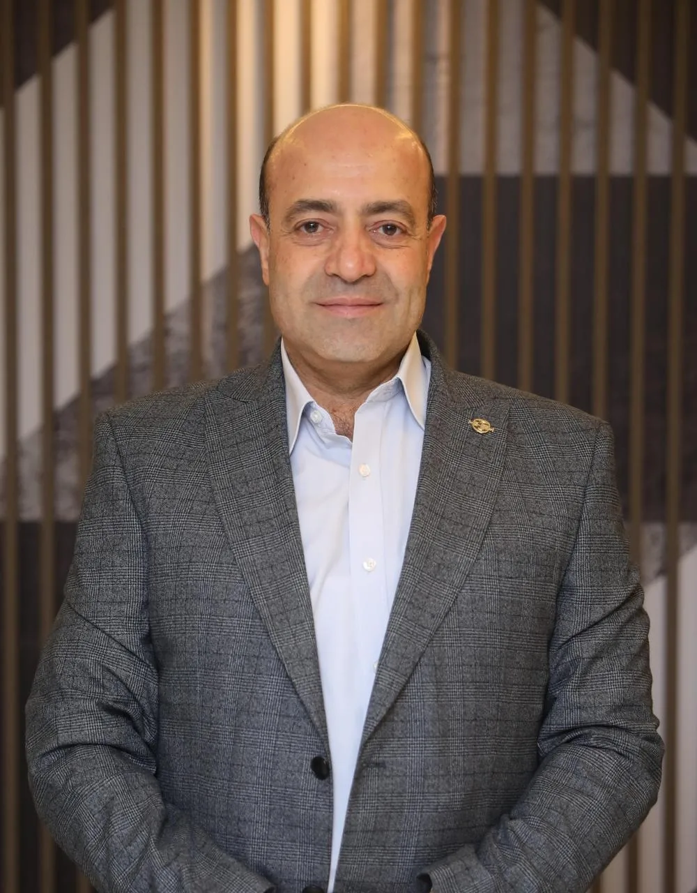 عمرو دوارة يناقش "هواة المسرح وكيف ينتقلون للاحتراف" بمؤسسة برادايس