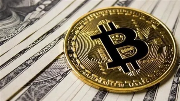 عملة بيتكوين تقفز فوق 100 ألف دولار لأول مرة منذ فبراير