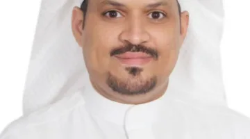 عندما نمنح الآلة القدرة على البرمجة، يجب أن نفكر مجددًا في من يحق له أن يُعتبر إنسانًا.