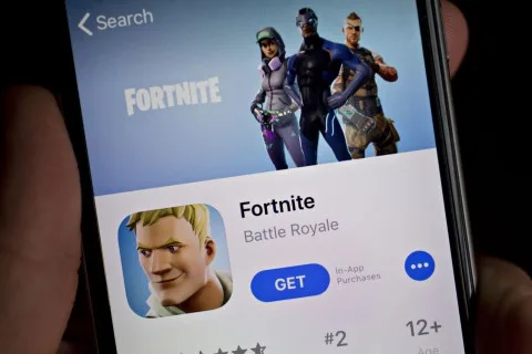 عودة “فورتنايت” إلى متجر “أبل”: بداية حقبة جديدة في حرية التطبيقات؟ عودة “فورتنايت” إلى متجر “أبل”: بداية حقبة جديدة في حرية التطبيقات؟