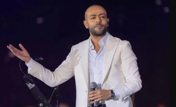 تامر عاشور يخضع لجراحة في الرباط الصليبي ويعتذر عن حفلاته، عدا الكويت ومهرجان موازين. تامر عاشور يخضع لجراحة في الرباط الصليبي ويعتذر عن حفلاته، عدا الكويت ومهرجان موازين.