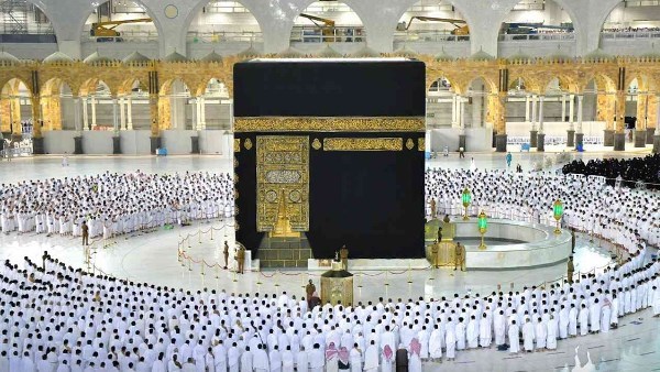 غرامة 100 ألف ريال لـ مخالفي تعليمات الحج.. وهذه عقوبة شركات السياحة