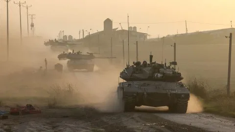 غزة: الجيش الإسرائيلي يوزع منشورات تهدد بتصعيد الإبادة عبر حملة برية غزة: الجيش الإسرائيلي يوزع منشورات تهدد بتصعيد الإبادة عبر حملة برية