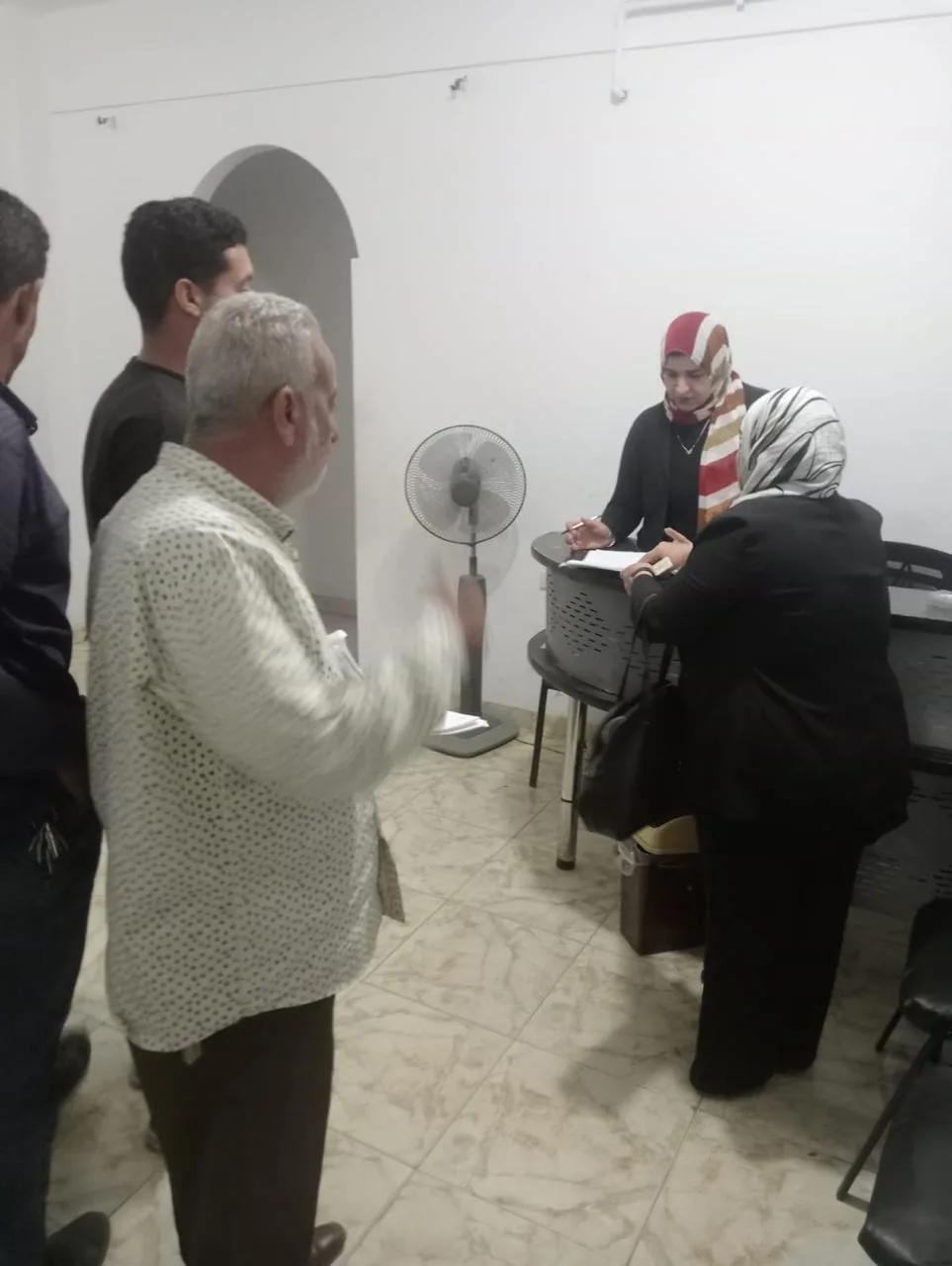 غلق 7 عيادات طبية تعمل بدون تراخيص فى مدينة بدر (صور)