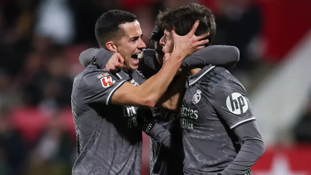 فاسكيز يلعب مباراته الأخيرة مع ريال مدريد في الدوري الإسباني. فاسكيز يلعب مباراته الأخيرة مع ريال مدريد في الدوري الإسباني.
