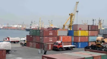 فتح ميناء الغردقة مجددًا واستمرار الملاحة البحرية في موانئ البحر الأحمر