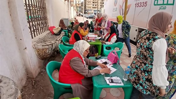 فحص 88 سيدة بالوحدة المتنقلة بالنادي الإجتماعي بدمنهور