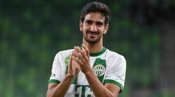 فرينكاروزي يُعلن انتقال بن رمضان للأهلي