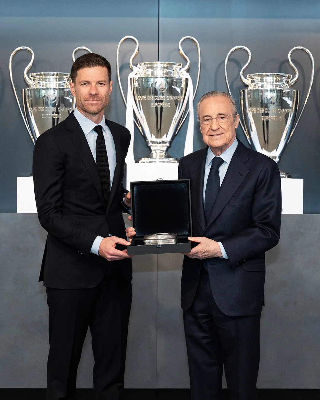فصل جديد في تاريخ النادي الملكي: ريال مدريد يعلن عن مدربه الجديد تشابي ألونسو – صور فصل جديد في تاريخ النادي الملكي: ريال مدريد يعلن عن مدربه الجديد تشابي ألونسو – صور