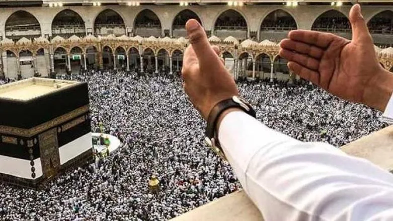 فلكيًا: متى ستبدأ الأيام العشر الأولى من ذي الحجة 2025؟ وما هو موعد وقفة عرفات وعيد الأضحى؟ فلكيًا: متى ستبدأ الأيام العشر الأولى من ذي الحجة 2025؟ وما هو موعد وقفة عرفات وعيد الأضحى؟
